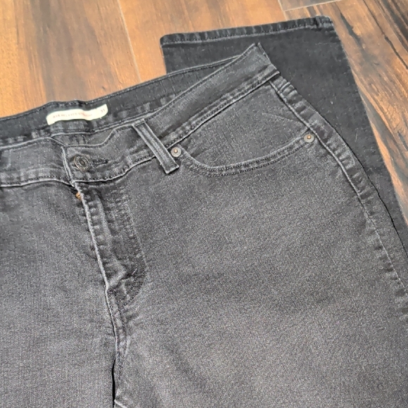 LEVI'S•414 Relaxed Strait Jeans - Picture 5 of 6